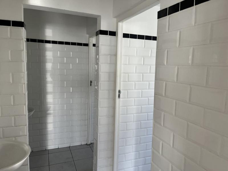To Let Commercial Property for Rent in Paarden Eiland Western Cape